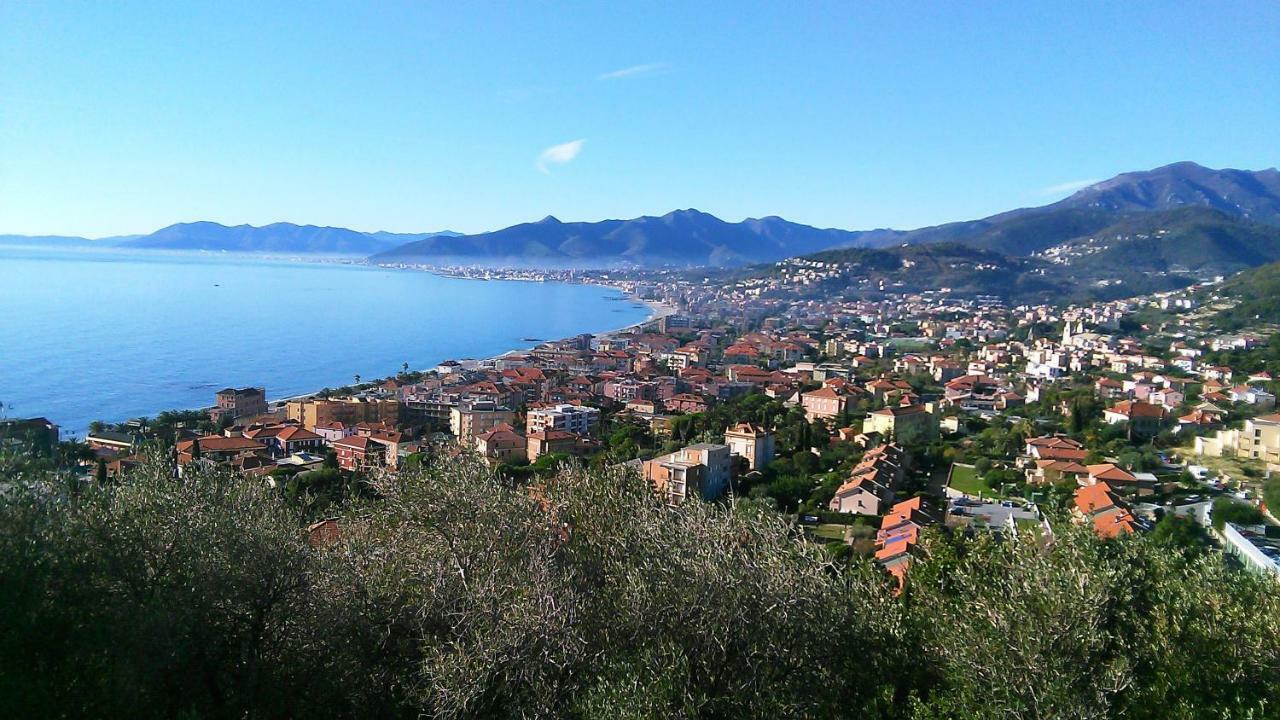 Pedalando Sul Mare Villa Finale Ligure Exteriör bild